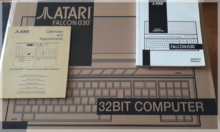 Boxed Atari Falcon from my collection...